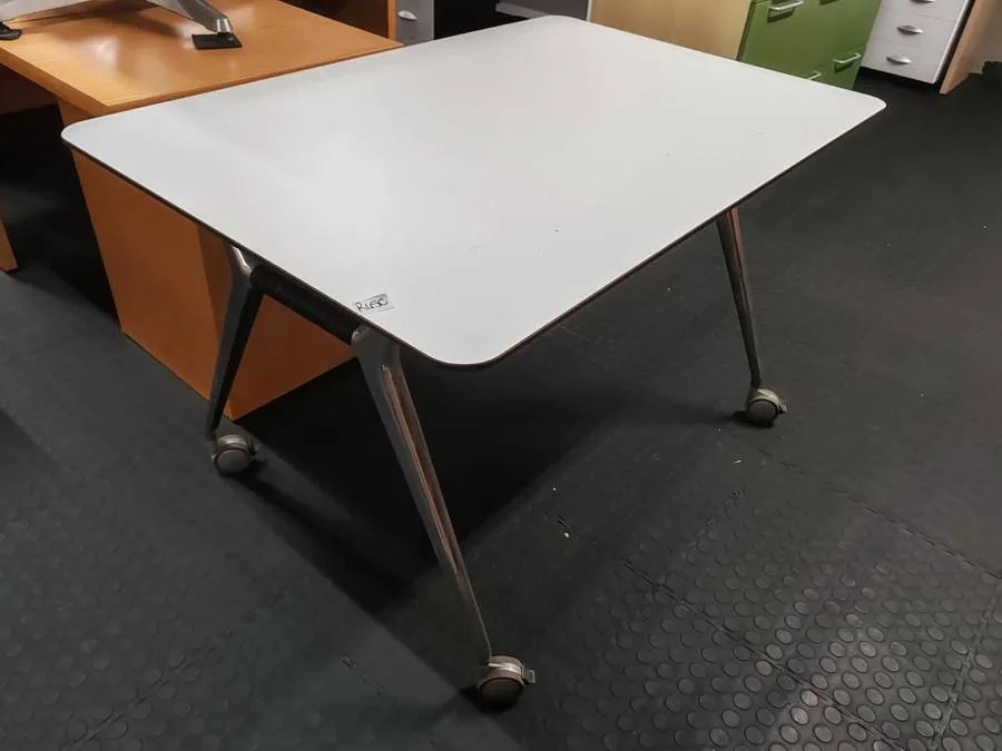 Mobile Flip-Top Table