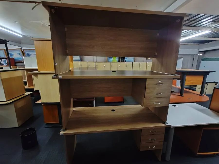 Used Desks with Drawer Pedestals